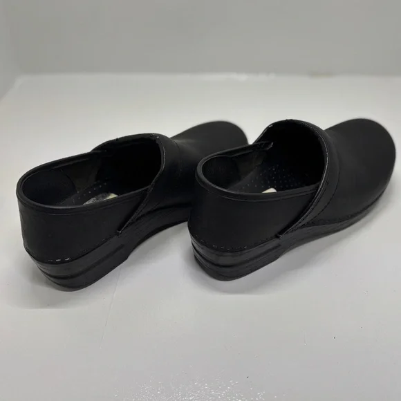 Dansko Professional Black Leather Clogs Women EU 40 US 9.5–10 Nursing Chef Shoes - Picture 6 of 11